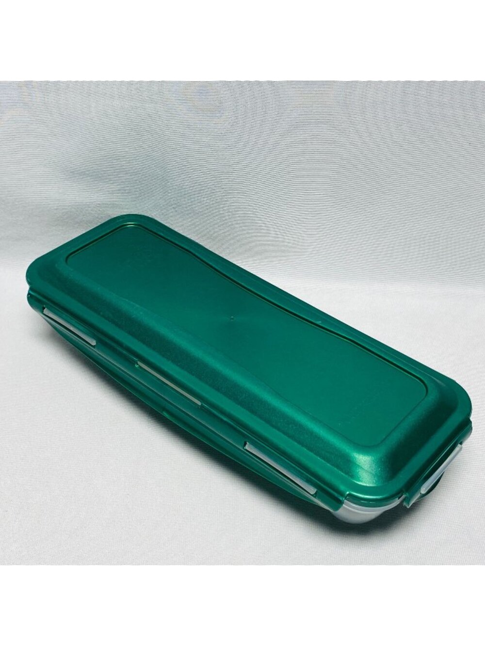 Lock & Lock 12 Egg  Holder Container HPL954 Green Lid Clear Base BPA-Free